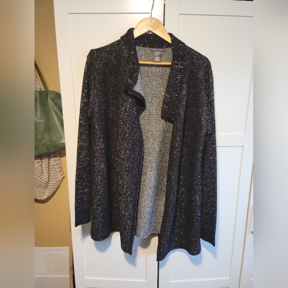 Women's sweater jacket, Suzy Shier, Size Large - Picture 1 of 3